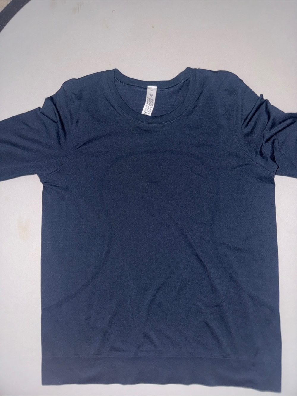 Like New - Lululemon Navy Long Sleeve Relaxed Fit Swiftly Shirt